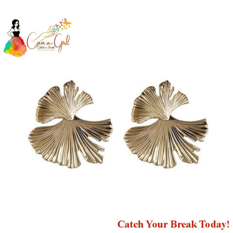 Catch A Break Vintage Pearl Earrings - jewelry