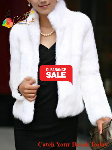 Catch A Break Winter Short Faux Fur Coat - White / S - Coat,