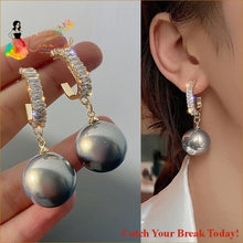 Load image into Gallery viewer, Catch A Break Oversized White Pearl Drop Earrings - ED029-2 