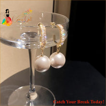 Load image into Gallery viewer, Catch A Break White Pearl Drop Earrings f - accessories