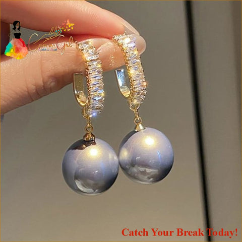 Catch A Break White Pearl Drop Earrings f - ED137-2 - 