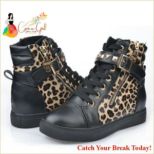 Catch A Break Women Vulcanize Zipper Sneakers - Leopard 