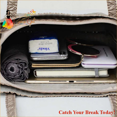 Catch A Break2 Piece Bag Set - purses
